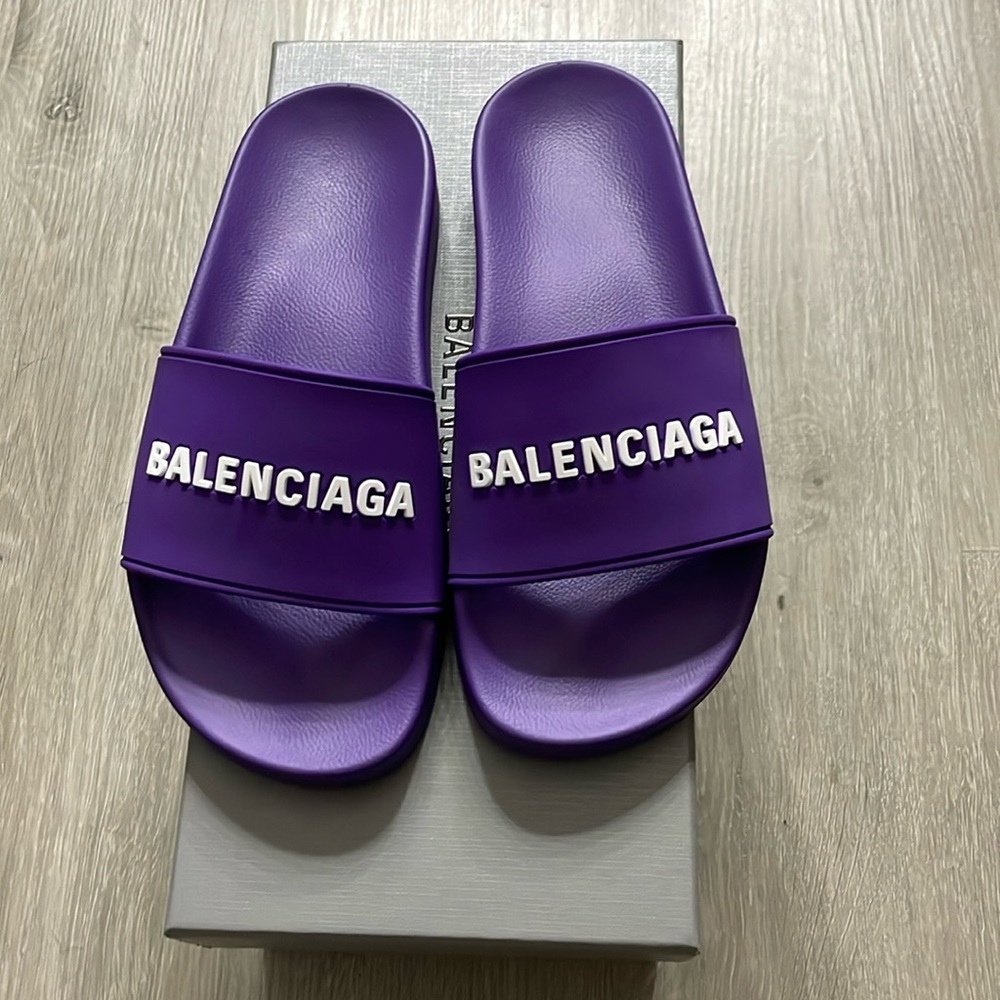 Balenciaga Slide’s in Purple size 7